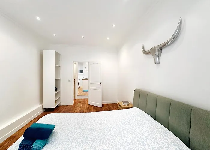 Апартаменты Chic 16, Proche Tour Eiffel