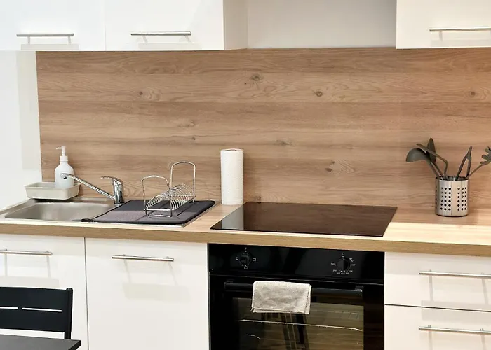 Апартаменты Chic 16, Proche Tour Eiffel *