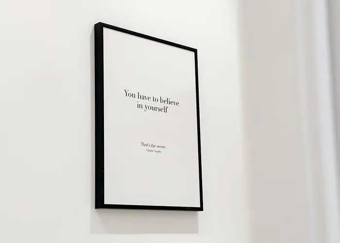 Апартаменты Chic 16, Proche Tour Eiffel Париж